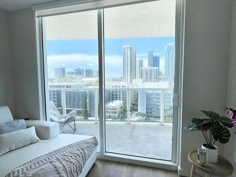 1st image of 601 NE 23rd St APT 1207
