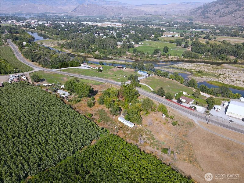 2nd image of 2103 Highway 7