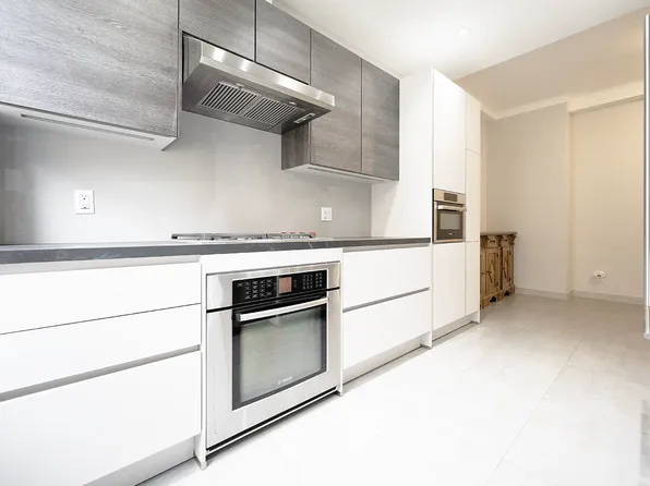 780 West End Avenue image 20 of 21