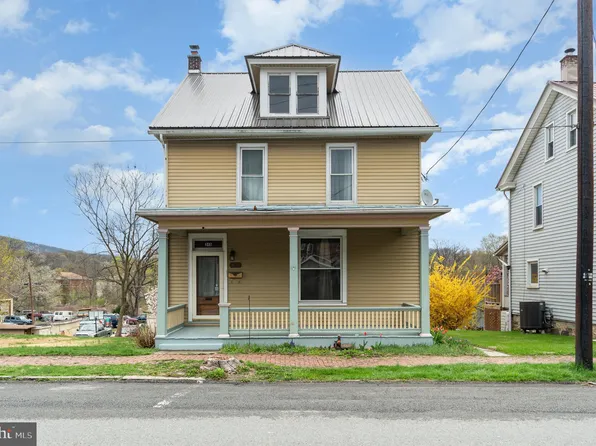 348 N 4th St, Newport, PA 17074