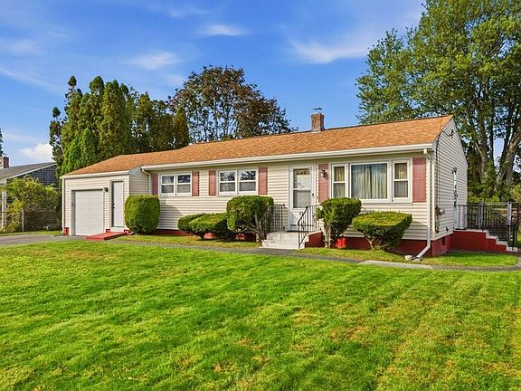 4th image of 15 Squantum Dr