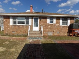 30 Cove Point Rd, Toms River, NJ 08753