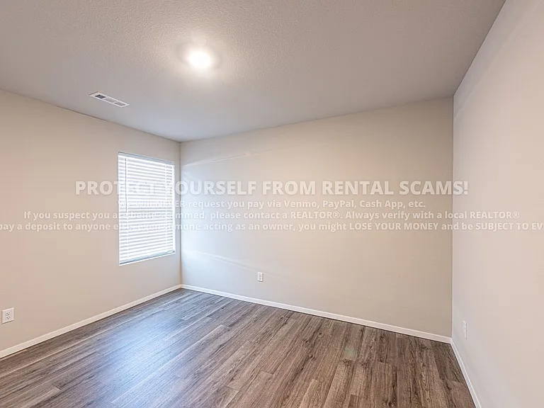 2932 W Obsidian St — Photo 7