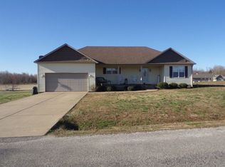 100 Rushing Creek Ln, Henderson, TN 38340