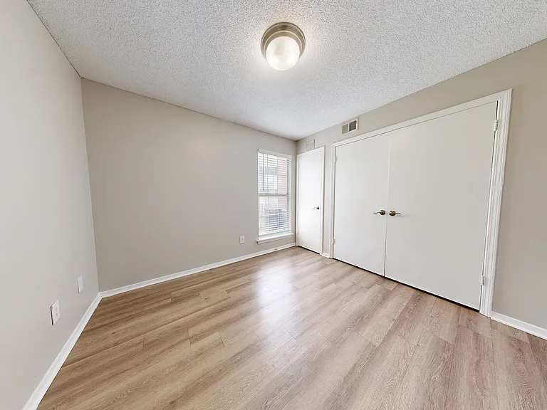 Bedroom with large closet Bedroom with large closet