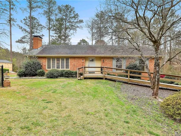 135 Rollingbrook Trl, Tyrone, GA 30290