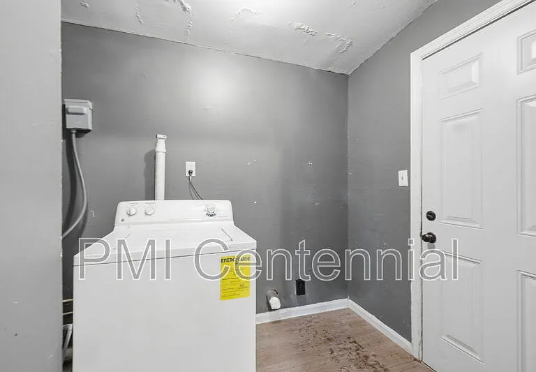2800 Grand Ave SW — Photo 16