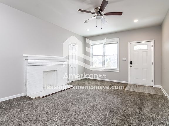 820_002_living_room_2.jpg