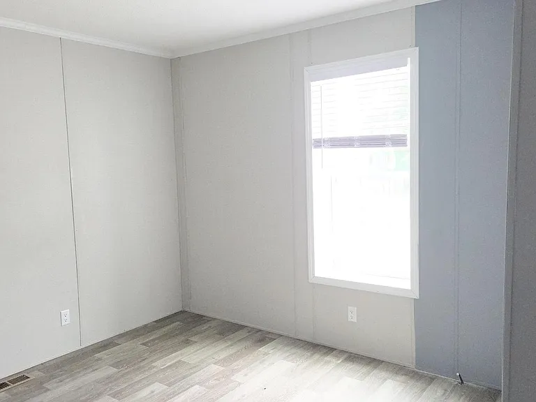 Regency Pointe — Photo 9