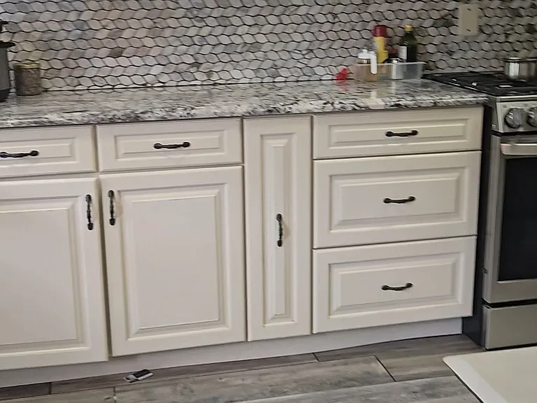 605 Blossom Cir — Photo 19