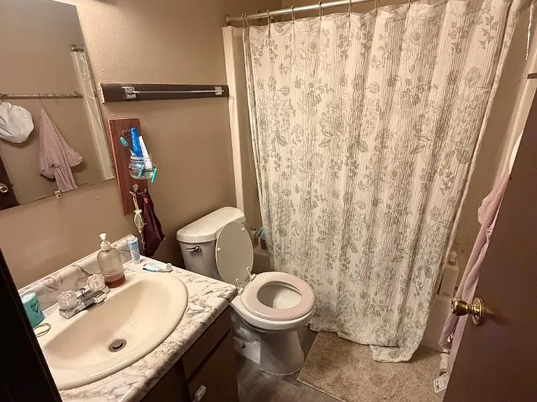 Unit Photo