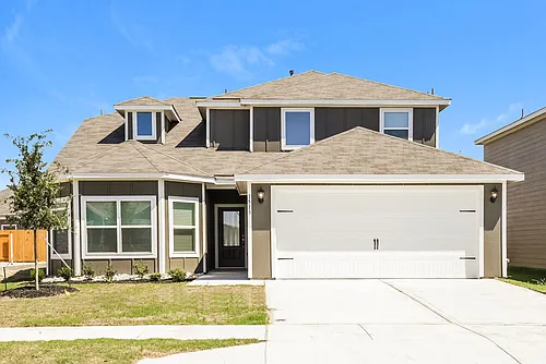 1513 Woodwinds Dr Photo 1
