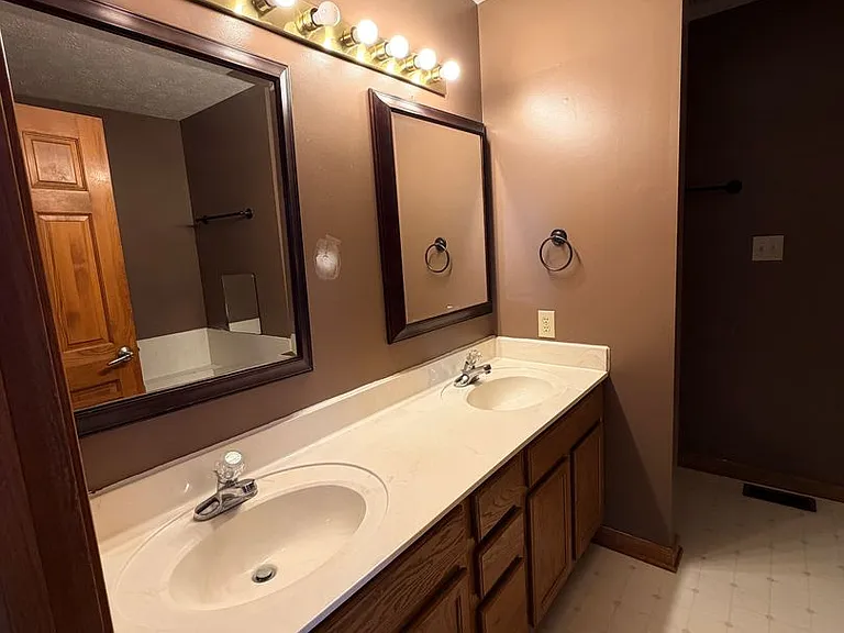 705 Hummingbird Ln — Photo 20