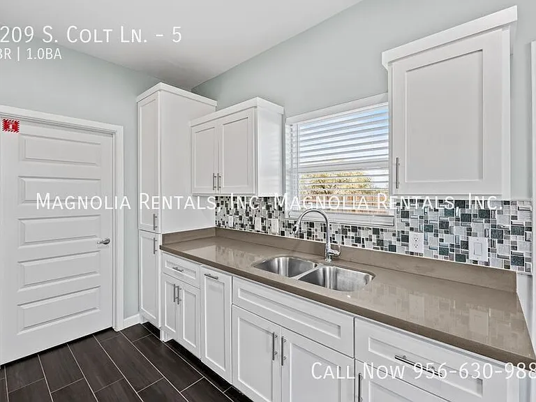 3209 S Colt Ln #5 — Photo 4
