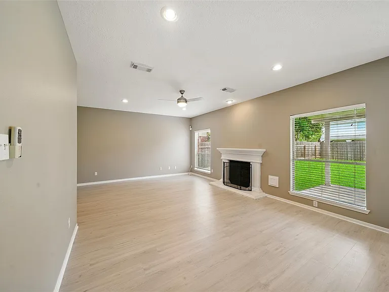 3119 Waters Way Dr — Photo 11