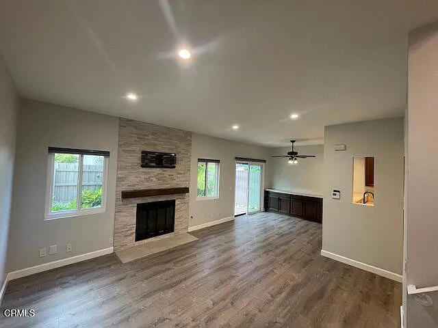 3 bed, 2.5 bath, 1264 sqft, $3,750 — Photo 3