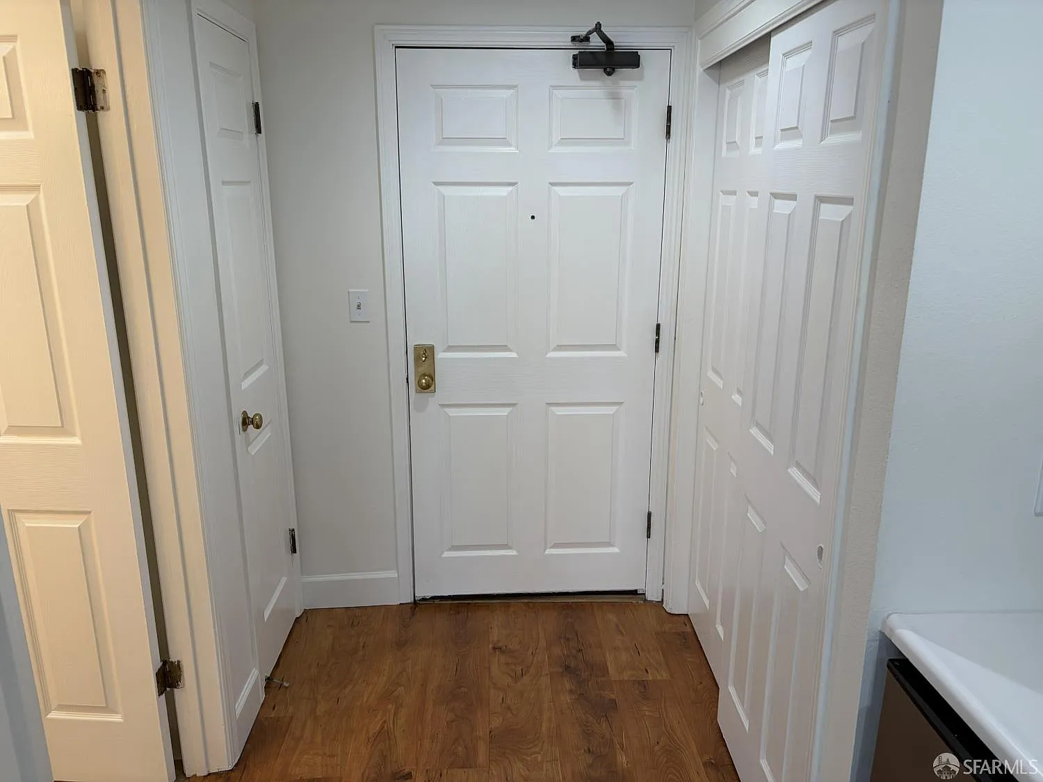 195 7th St #204 - Photo 6