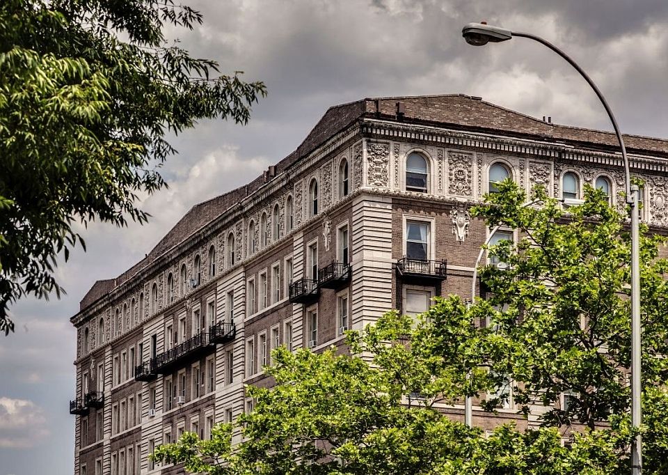 1st image of 1890 7th Ave APT 5C