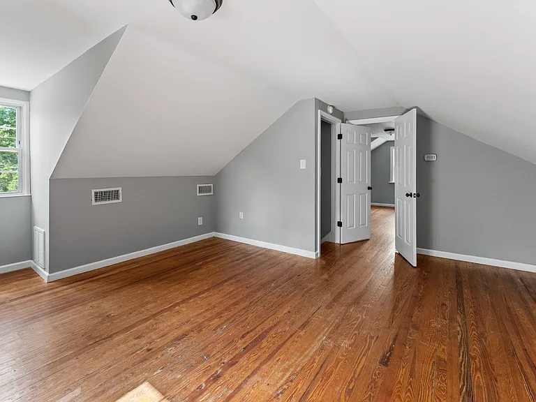 2501 Williams St — Photo 25