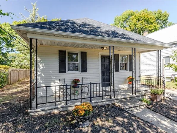 107 Crescent View Ave E, Riverside, RI 02915