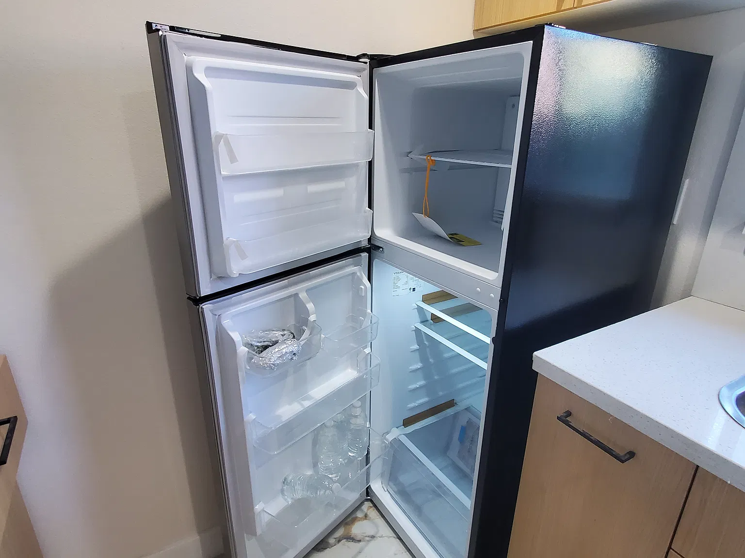 Studio, 300 sqft, $1,550 — Photo 4