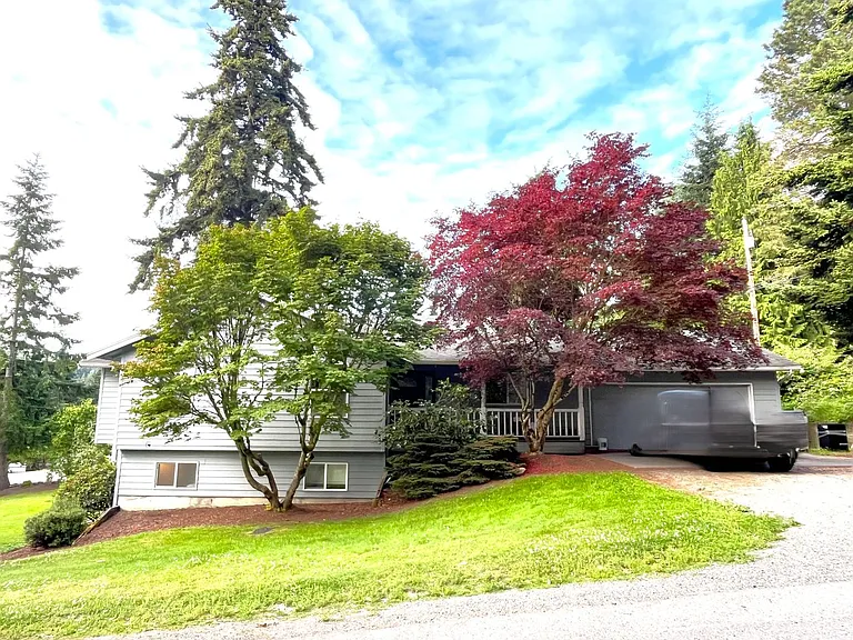 3320 Allen Ave — Photo 2