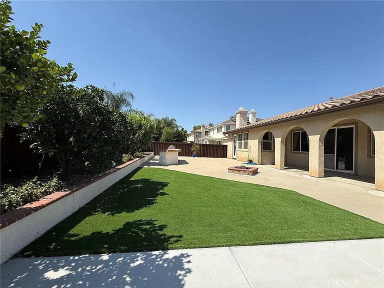 27949 Breakwater Ct — Photo 21
