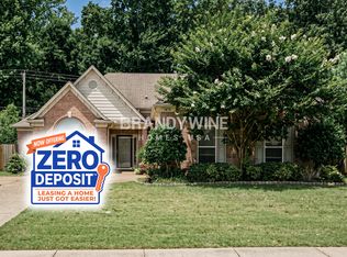 1475 Far Dr, Cordova, TN 38016
