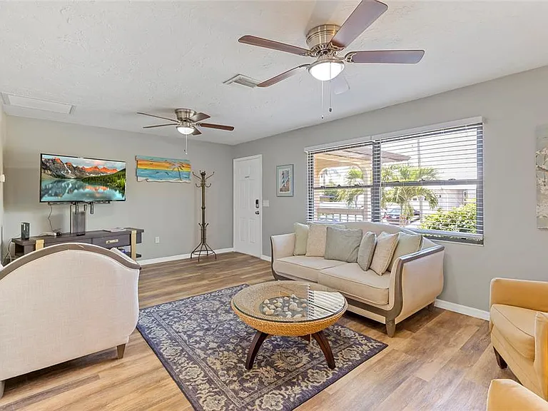 309 Shore T Rd — Photo 15