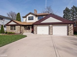 743 S Illinois Ave, Villa Park, IL