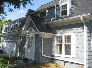 6840 W Bluemound Rd, Wauwatosa, WI 53213