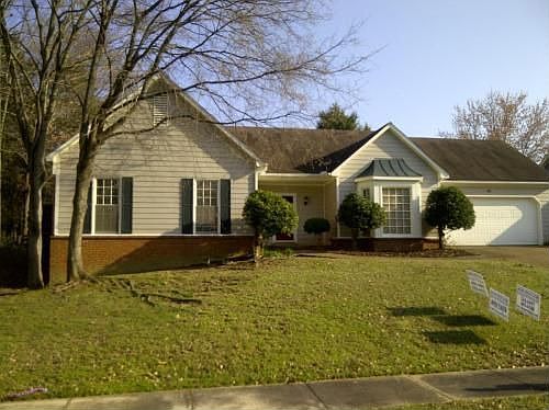 1st image of 458 Griffon Dr