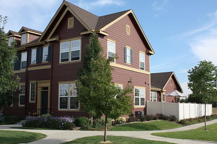 1st image of 634 Casper Dr