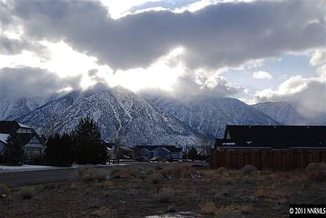 2nd image of 1420 Shasta Dr