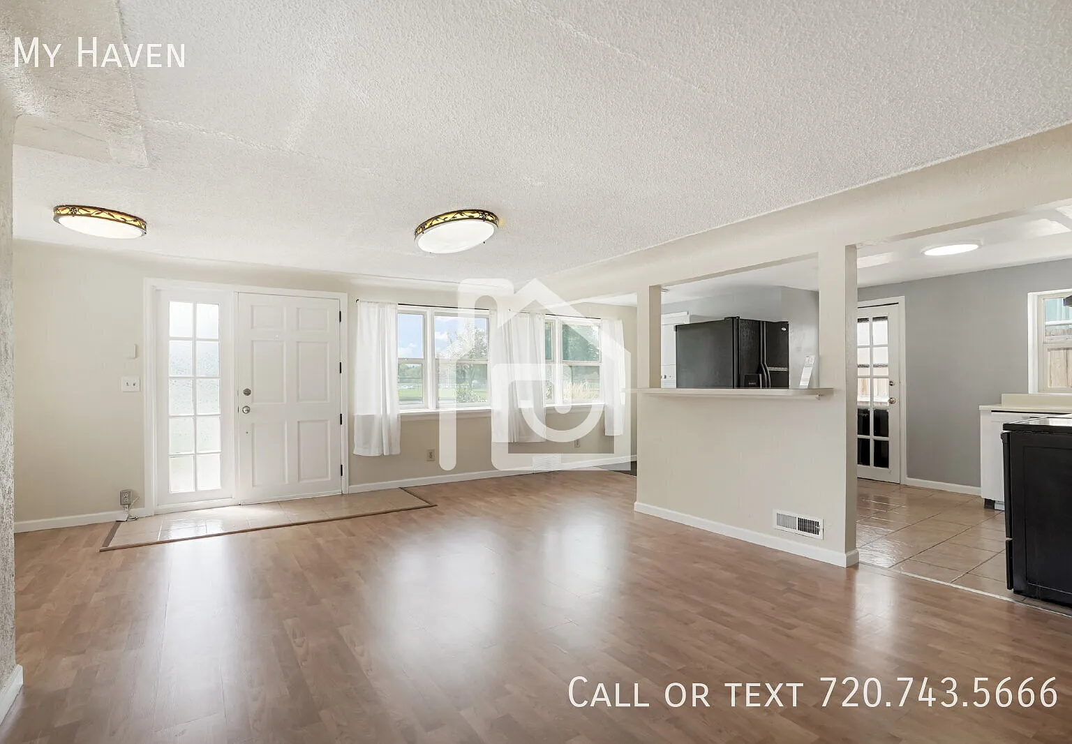 Starter Two Bedroom with Park Views — Photo 4