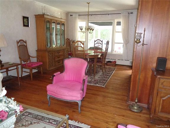 5th image of 18 Overlook Ave
