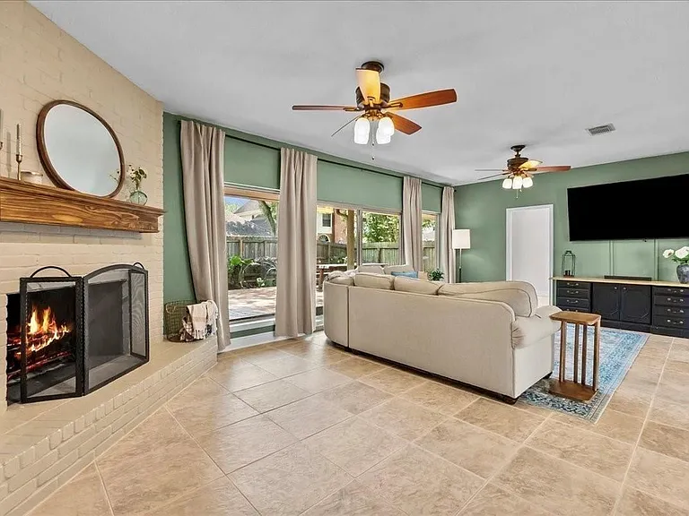 1626 Lake Bluff Dr — Photo 23
