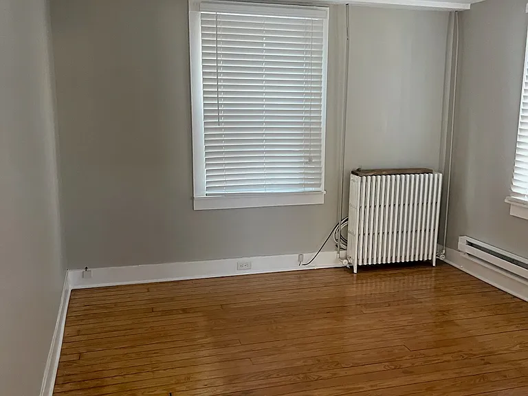 317 S Broad St — Photo 8