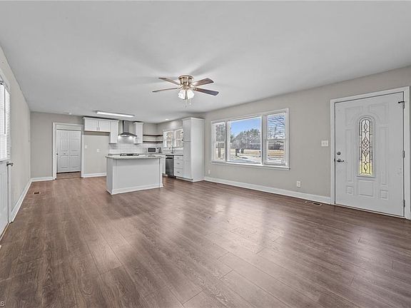 4th image of 4110 Brynwood Dr