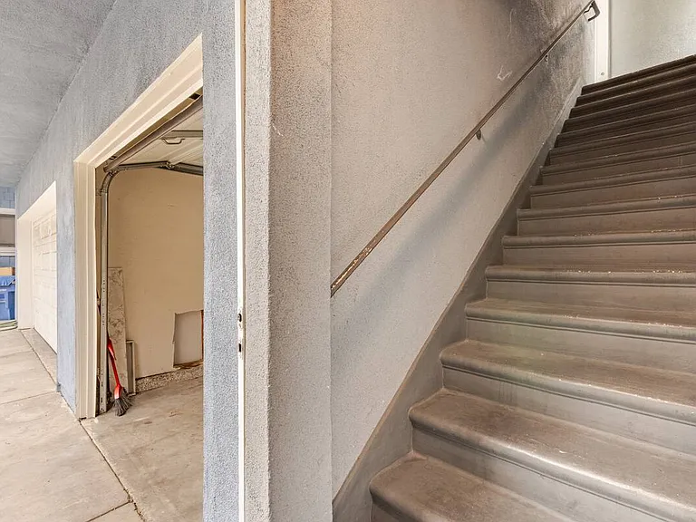 4218 Dalton Ave — Photo 26