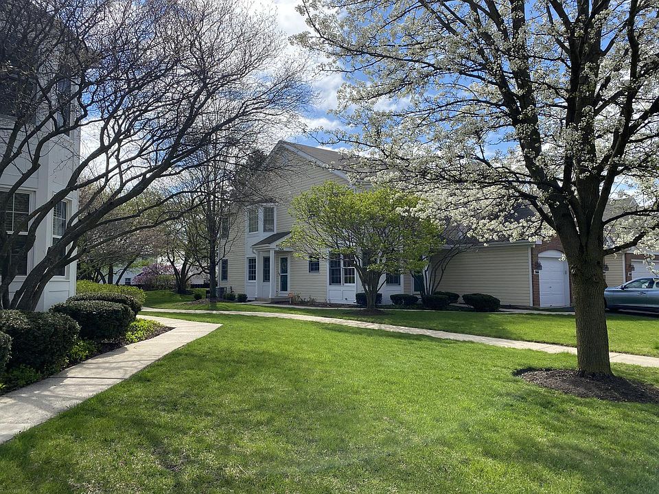 1st image of 564 Bradbury Ln