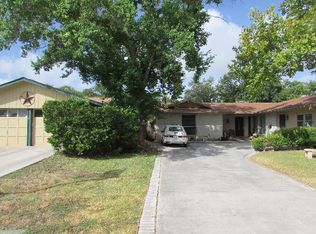 2110 Orange Blossom St, San Antonio, TX 78247