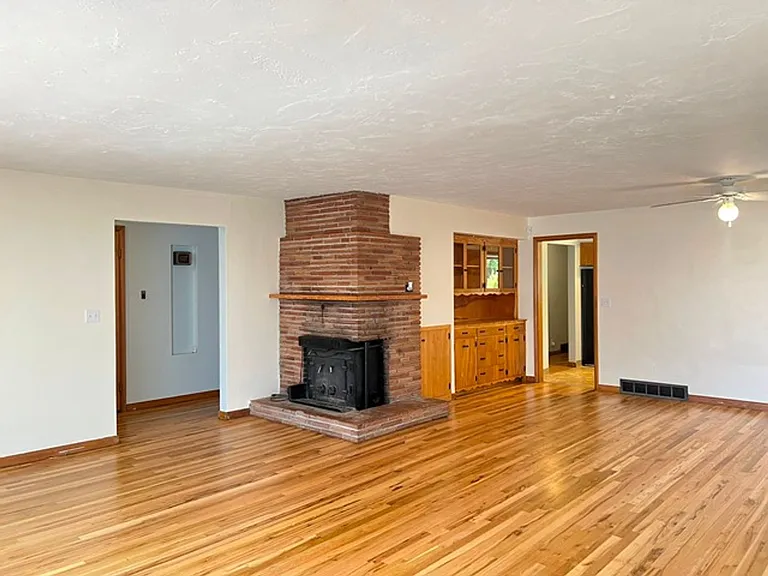 720 Orchard Heights Rd NW — Photo 8