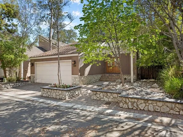 24802 Forest Knoll Ln, Lake Forest, CA 92630