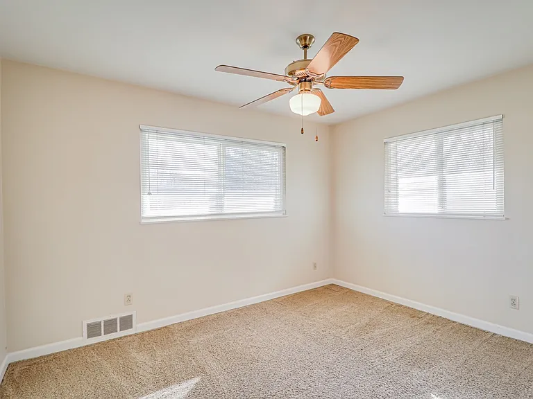 22157 Brimhall Rd — Photo 8