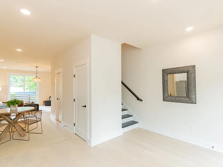 741 N Market St — Photo 5