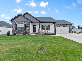 3467 Castle Ct, Cape Girardeau, MO 63701