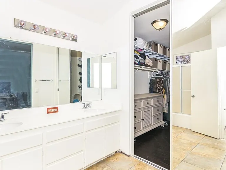 30478 Sierra Madre Dr — Photo 5
