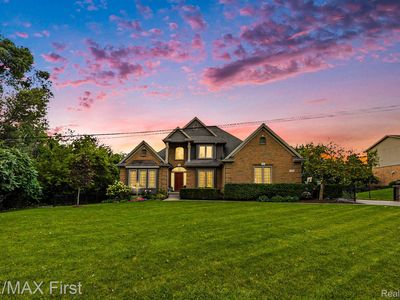 53200 Baker Rd, Chesterfield, MI, 48047