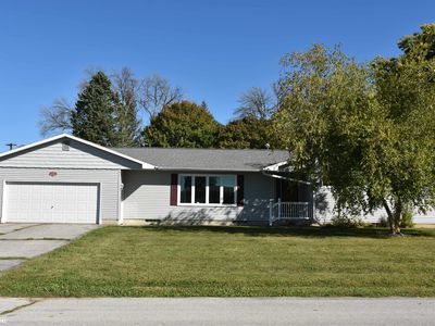 222 W Chestnut, Hubbard, IA, 50122